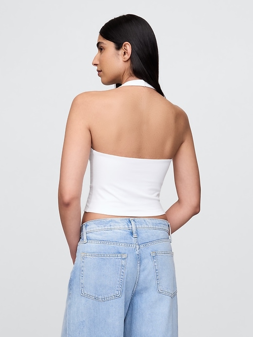 top corto con scollo allamericana in maglia stretta