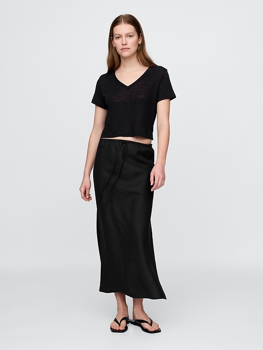 t-shirt corta con scollo a v in misto lino