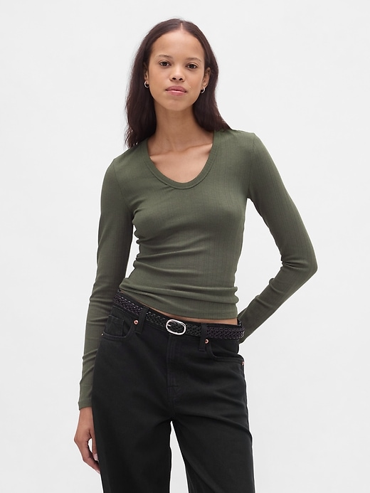 maglietta moderna a coste trasparenti