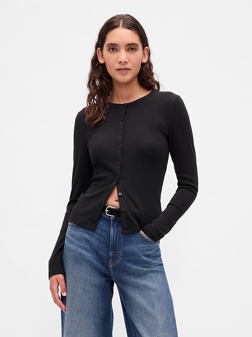 cardigan moderno con scollo rotondo