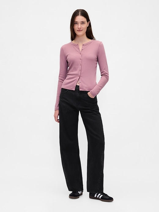 cardigan moderno con scollo rotondo