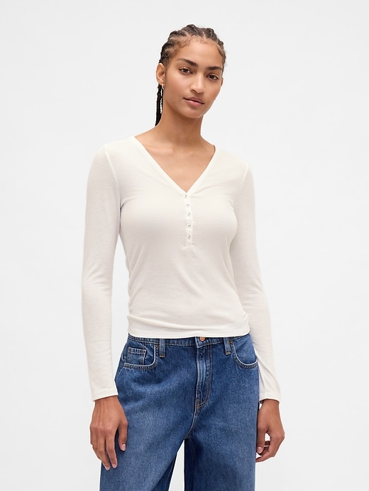 maglietta henley a coste trasparenti
