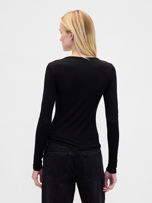 maglietta henley a coste trasparenti