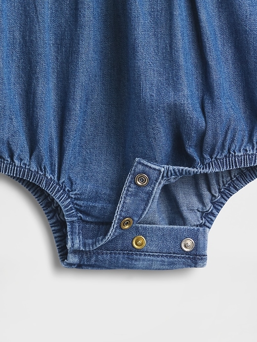 body a bolle con colletto a balze in denim per neonati