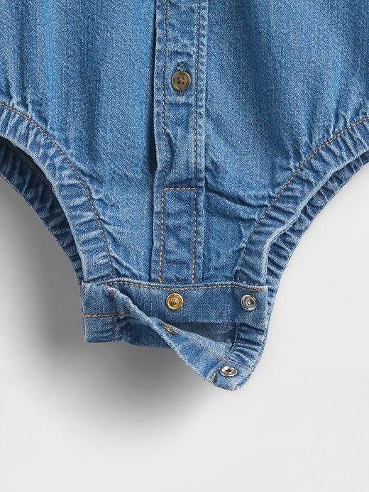 body in denim con bottoni per neonati