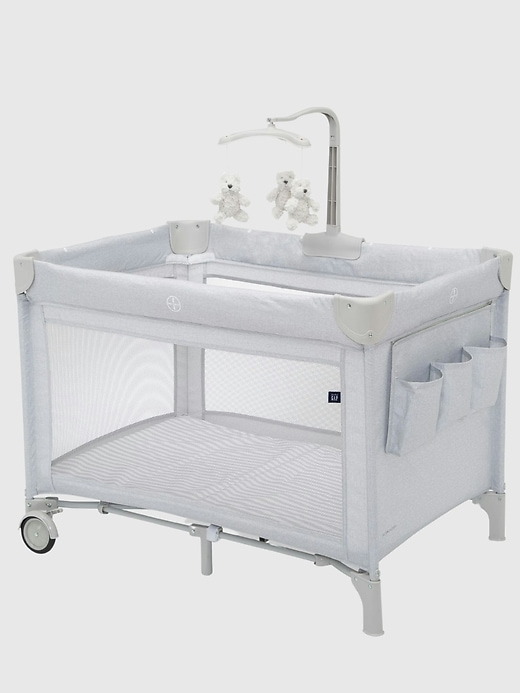 babygap deluxe play yard
