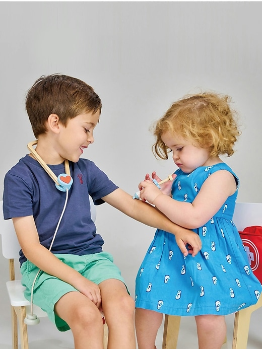 il mio kit di pronto soccorso giocattolo per bambini
