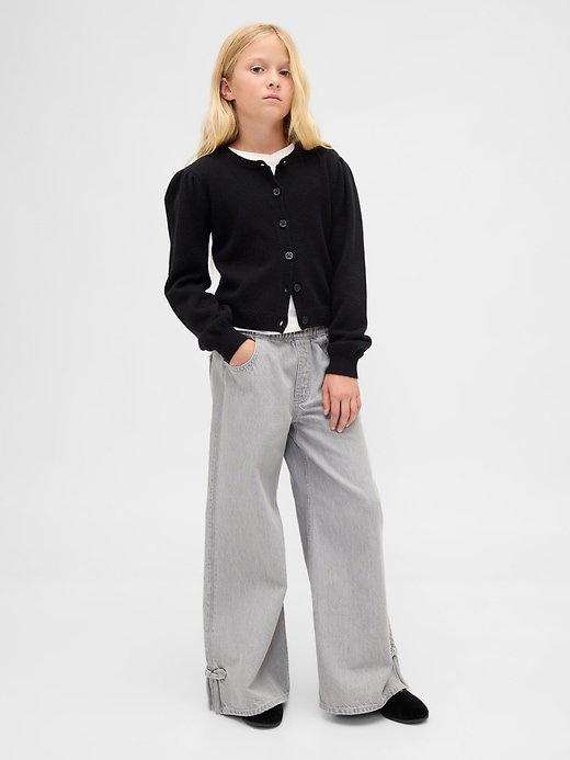 jeans larghi con orlo diviso e fiocco a vita bassa per bambini