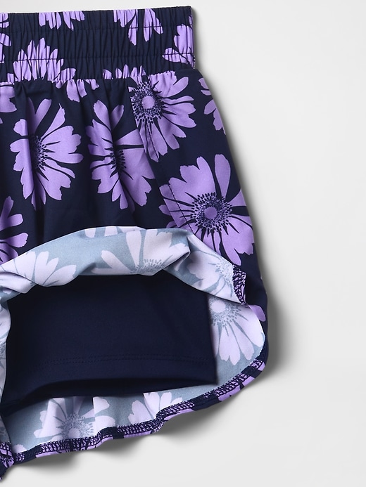 pantaloncini da corsa per bambini ad asciugatura rapida con orlo a farfalla
