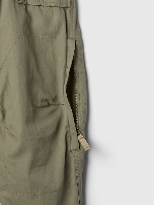 pantaloni larghi da bambino