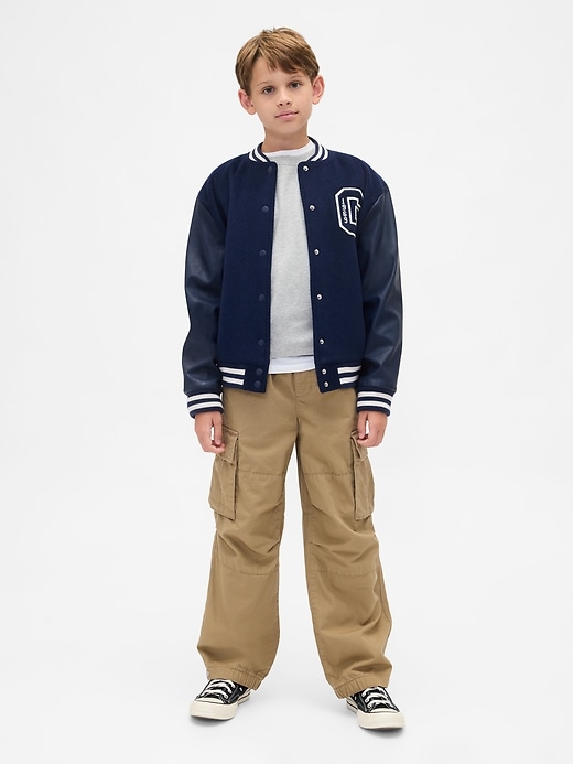 pantaloni cargo facili per bambini