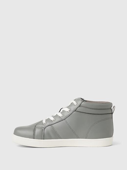sneakers alte per bambini