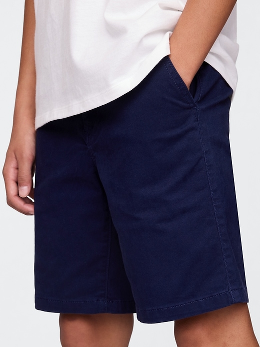 pantaloncini kaki rilassati da 7 per bambini