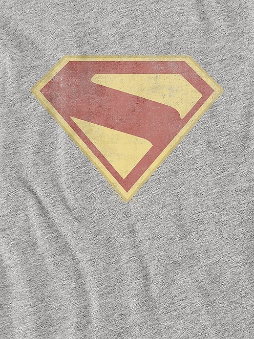 maglietta grafica distress a colori con logo superman 2025 per bambini