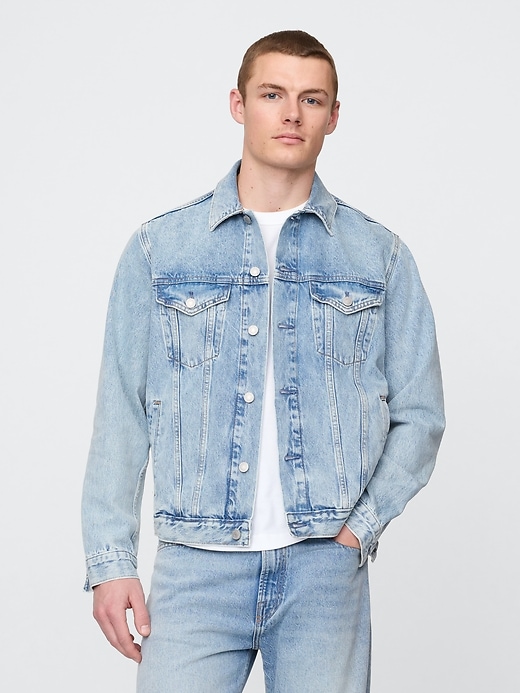 giacca in denim con icona classica