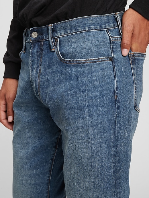 jeans sportivi affusolati