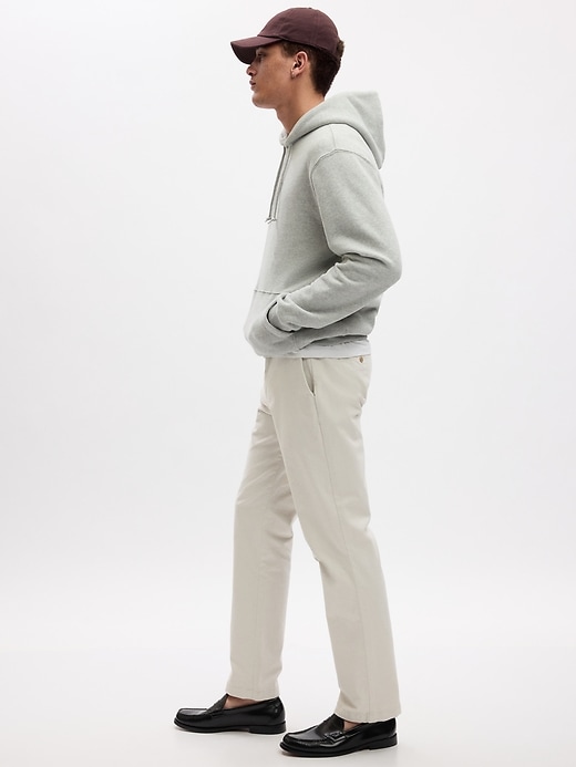 pantaloni cachi dritti moderni