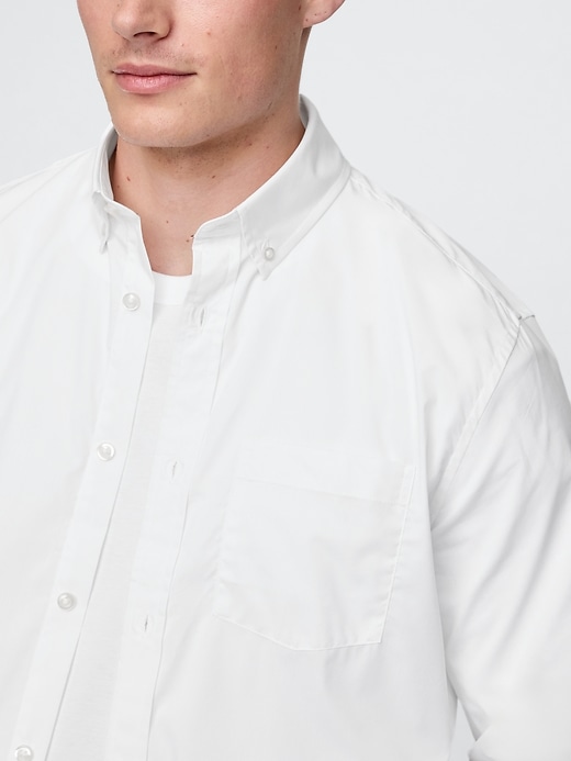 camicia in popeline per tutto il giorno con vestibilità classica