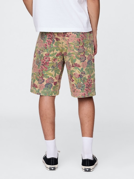 pantaloncini in tela floreale