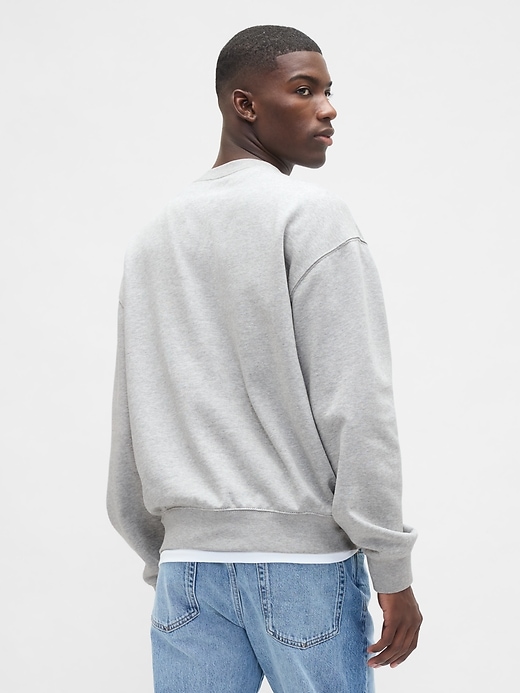 felpa con logo oversize pesante