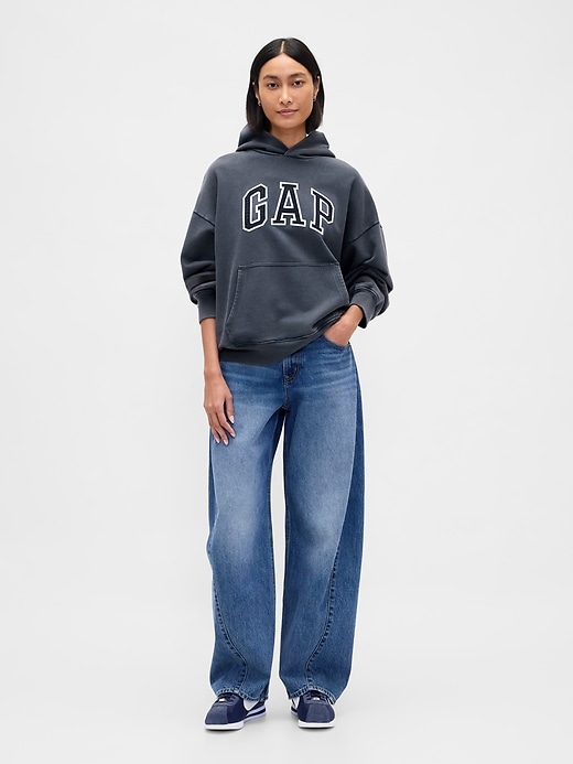 felpa con cappuccio oversize con logo pesante