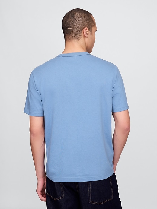 maglietta con logo gap sport